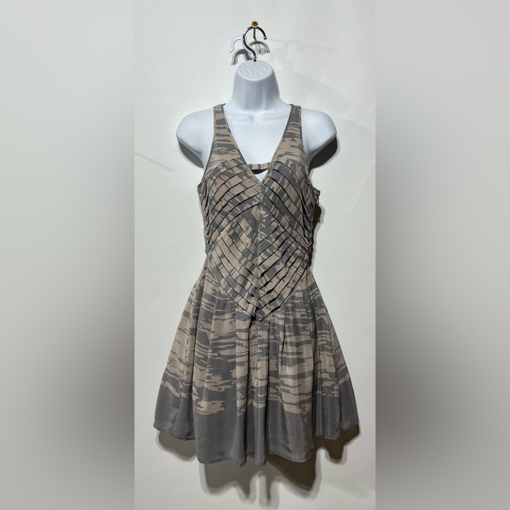 Walter Baker Grey Skies Washed 100% Silk Mini‎ Dress Size 2 New With Tags